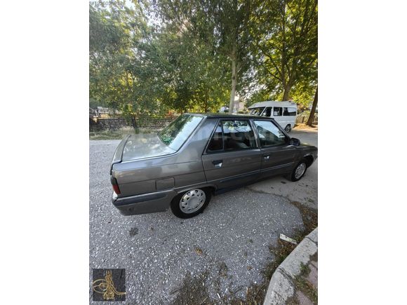 2000 MODEL DEĞİŞENSİZ RN 1.4 KARBÜRATÖRLÜ YENİ KASA BROADWAY