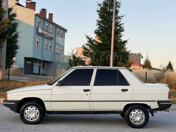 Galeriden Renault R 9 1.4 Broadway GTE 1989 Model Kütahya