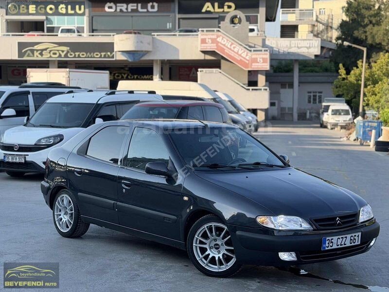 Galeriden Citroen Xsara 1.6 SX 2000 Model İzmir 393.000 km Lacivert