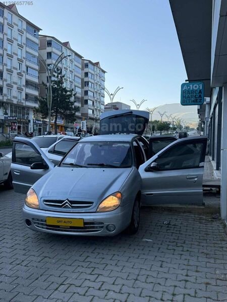 Galeriden Citroen Xsara 1.4 HDi 2004 Model Bitlis 315.000 km Gri