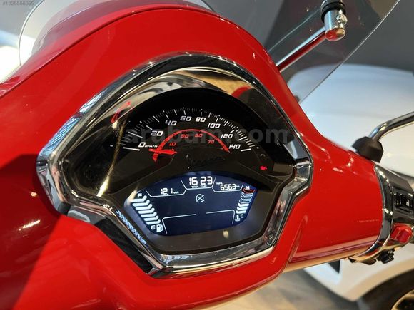2024 VESPA GTS 250 SUPER