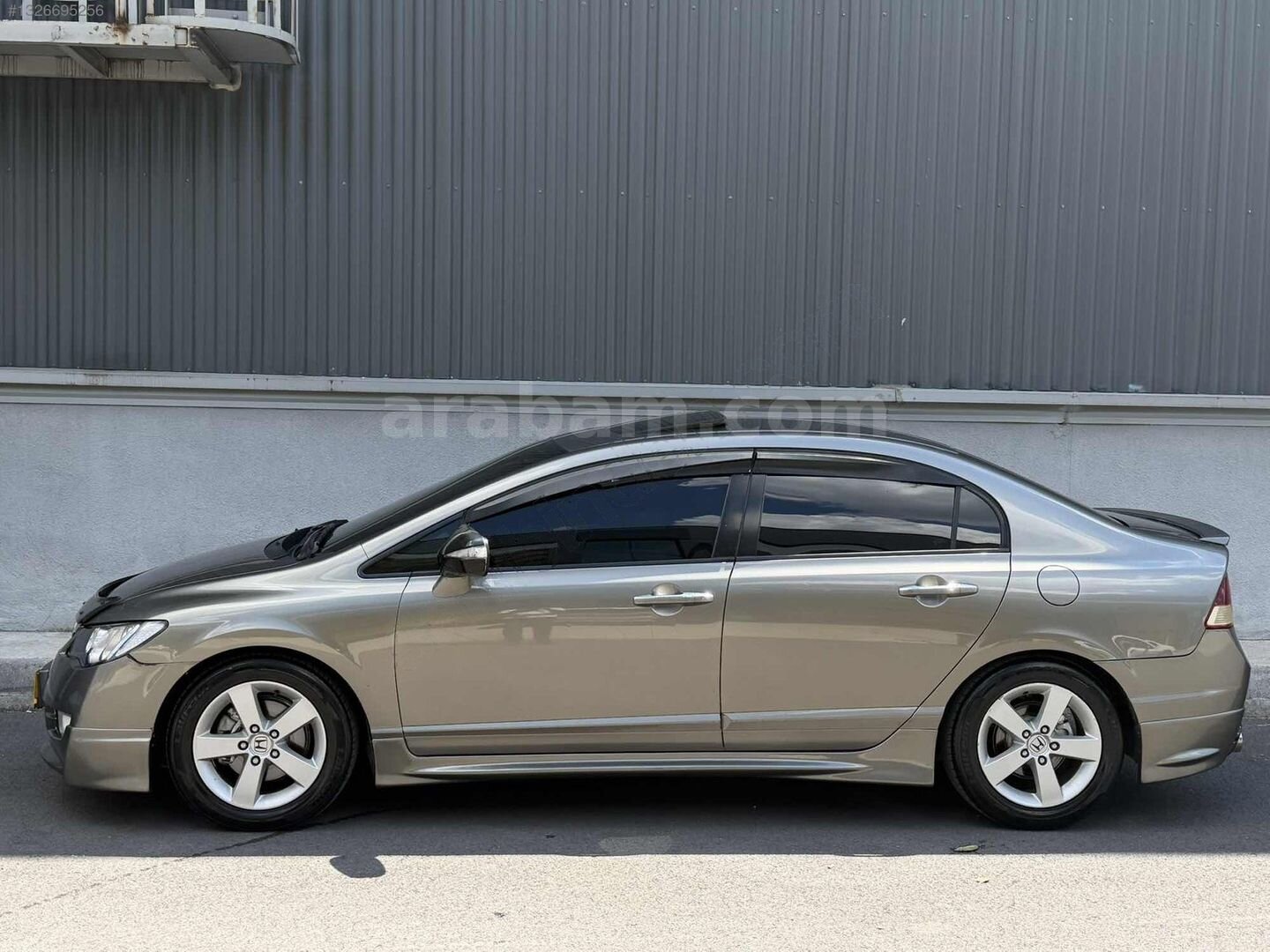Galeriden Honda Civic 1.8 Executive 2009 Model Sakarya 283.000 km Şampanya 4