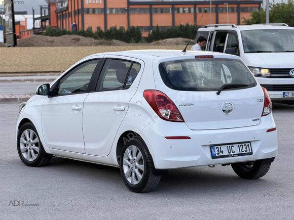 2014 MODEL "143.000 KM'DE" HYUNDAİ İ20 1.4 CRDİ SENSE