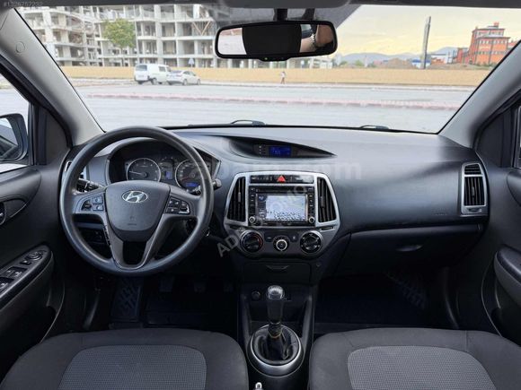 2014 MODEL "143.000 KM'DE" HYUNDAİ İ20 1.4 CRDİ SENSE