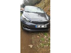 Sahibinden Kia Ceed 1.6 CRDi Premium 2017 Model  82.229 km Gri