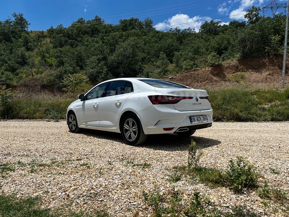 Sahibinden Renault Megane 1.3 TCe Touch 2025 Model 