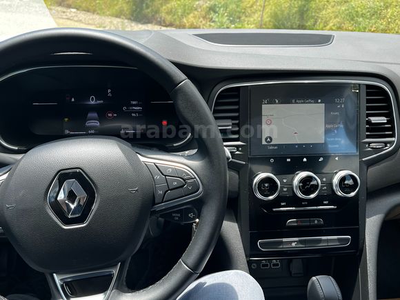 Sahibinden Renault Megane 1.3 TCe Touch 2025 Model 