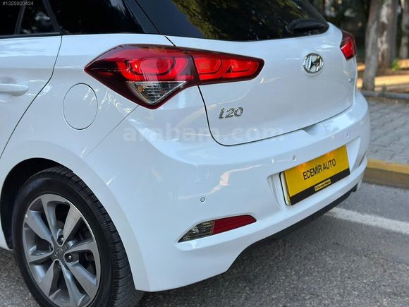2017 HYUNDAİ i20 STYLE 1.4 CRDİ 160 BİN KM CAM TAVAN
