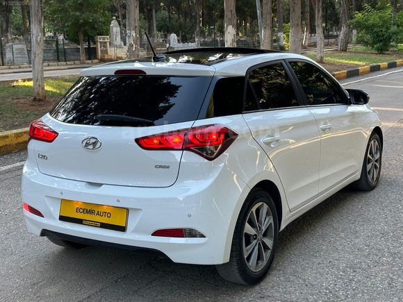 2017 HYUNDAİ i20 STYLE 1.4 CRDİ 160 BİN KM CAM TAVAN
