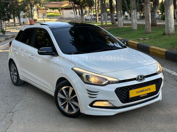 2017 HYUNDAİ i20 STYLE 1.4 CRDİ 160 BİN KM CAM TAVAN