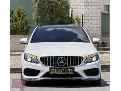 CİHAN OTO'DAN MERCEDES C200d AMG BOYASIZ **K.KARTINA 12 TAKSİT**
