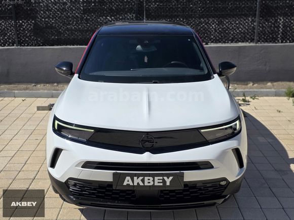 AKBEY'DEN 2023 OPEL MOKKA 1.2 TURBO GS PAKET ÇİFT RENK HATASIZ