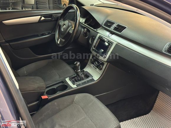 VOLKSWAGEN PASSAT 1.6 TDI TRENDLINE