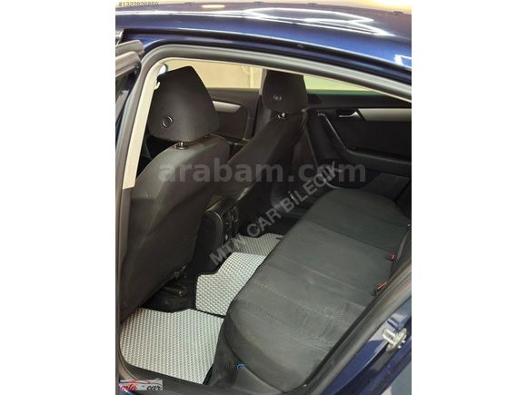 VOLKSWAGEN PASSAT 1.6 TDI TRENDLINE