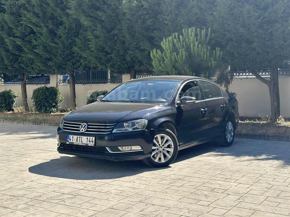 VOLKSWAGEN PASSAT 1.6 TRENDLİNE