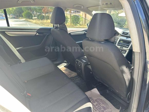 VOLKSWAGEN PASSAT 1.6 TRENDLİNE