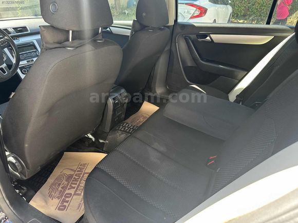 VOLKSWAGEN PASSAT 1.6 TRENDLİNE