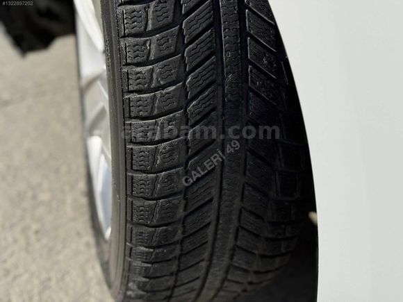 EMSALLERİNDEN ÇOK TEMİZ PASSAT 190 BİN KMDE