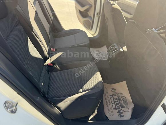 EMSALLERİNDEN ÇOK TEMİZ PASSAT 190 BİN KMDE