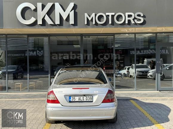 MERCEDES-BENZ E 200 KOMP. AVANTGARDE - CAM TAVAN -