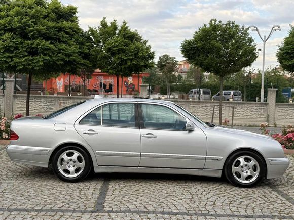 EMSALSİZ TEMİZLİKTE DEĞİŞENSİZ E200 KOMPOEESSOR AVANTGARDE