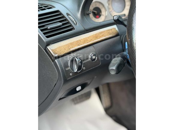 EMSALSİZ TEMİZLİKTE MERCEDES E200 KOMP. AVANGARDE 2006 MODEL