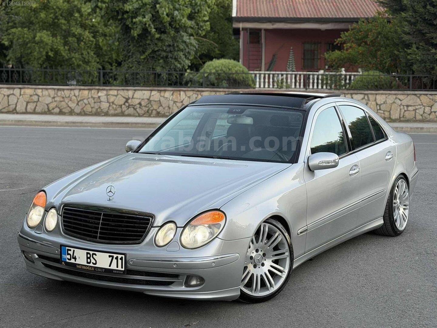 Galeriden Mercedes - Benz E 200 Kompressor Avantgarde 2006 Model Sakarya 468.000 km Gri 1