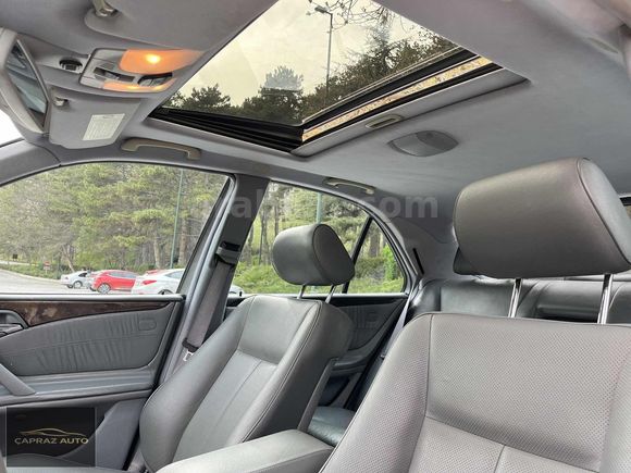 ÇAPRAZ'DAN 2001 MERCEDES E 200 KOMPRESÖR AVANGARDE EMSALSİZ