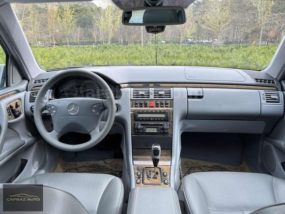 ÇAPRAZ'DAN 2001 MERCEDES E 200 KOMPRESÖR AVANGARDE EMSALSİZ