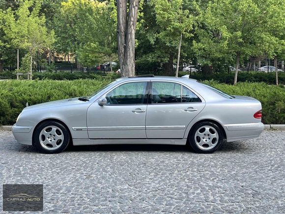 ÇAPRAZ'DAN 2001 MERCEDES E 200 KOMPRESÖR AVANGARDE EMSALSİZ