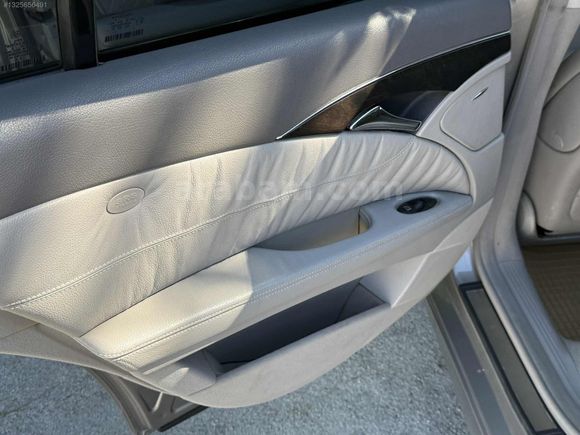 2004 MERCEDES E200 //SUNROOFLU/ 332.BİN KM. DEĞİŞENSİZ