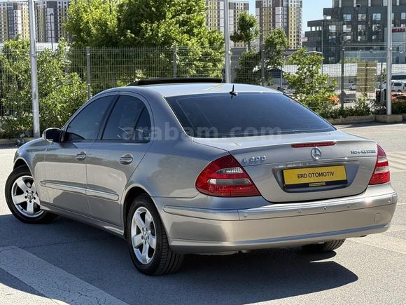 2004 MERCEDES E200 //SUNROOFLU/ 332.BİN KM. DEĞİŞENSİZ