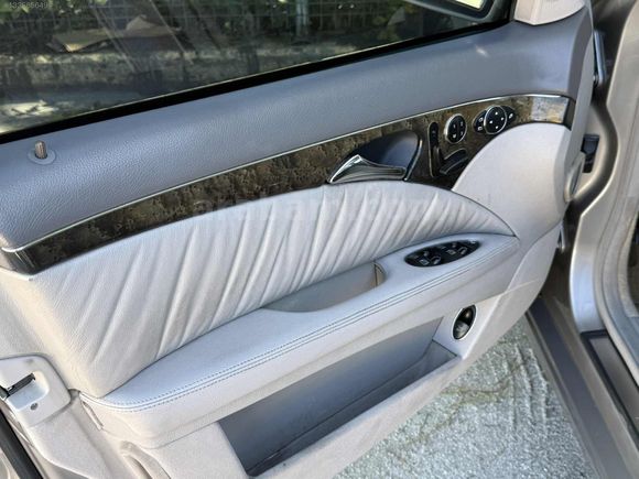 2004 MERCEDES E200 //SUNROOFLU/ 332.BİN KM. DEĞİŞENSİZ