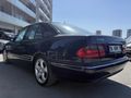 Fırat Karaçim'den Mercedes E200 2000 Model Komp. Avantgarde