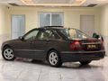 HATASIZ TEK PARÇA BOYALI E200 CAM TAVAN
