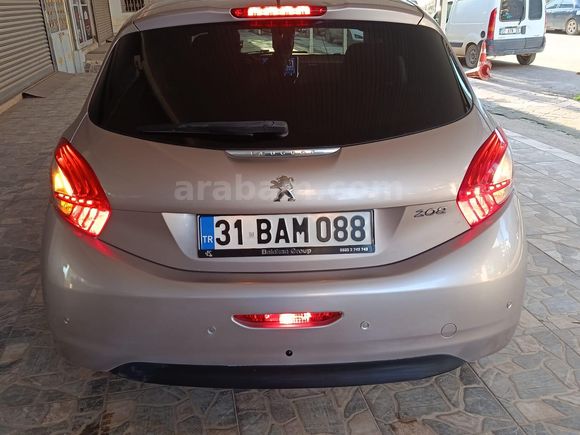 Sahibinden Peugeot 208 1.6 VTi Active 2012 Model