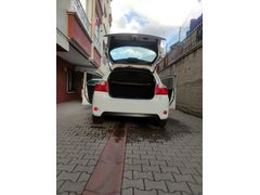Sahibinden Toyota Auris 1.4 D-4D Comfort Plus 2011 Model Ankara 221000km Beyaz