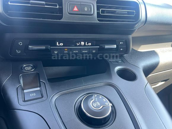MBS BÜYÜKSOYLU'DAN 2023 MODEL OPEL COMBO 1.5 D ELEGANCE