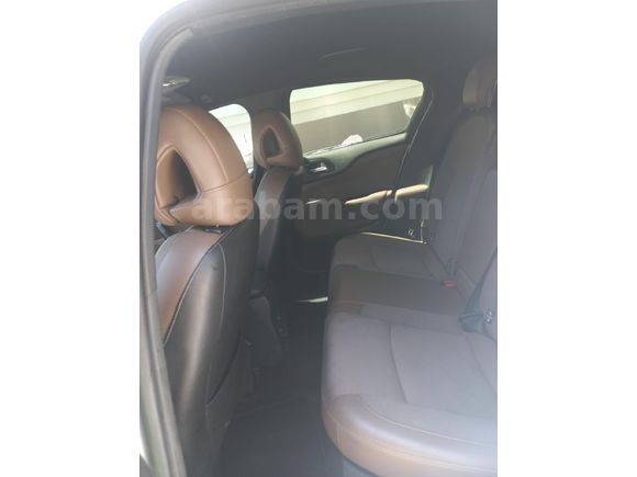 Sahibinden DS Automobiles DS4 1.6 e-HDi D-Style 2013 Model Iğdır