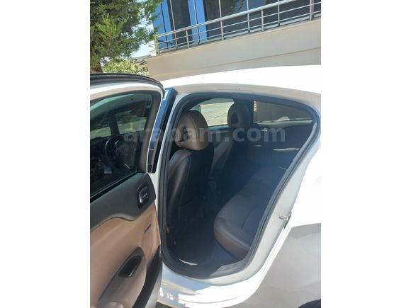 Sahibinden DS Automobiles DS4 1.6 e-HDi D-Style 2013 Model Iğdır