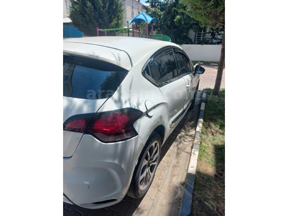 Sahibinden DS Automobiles DS4 1.6 e-HDi D-Style 2013 Model Iğdır