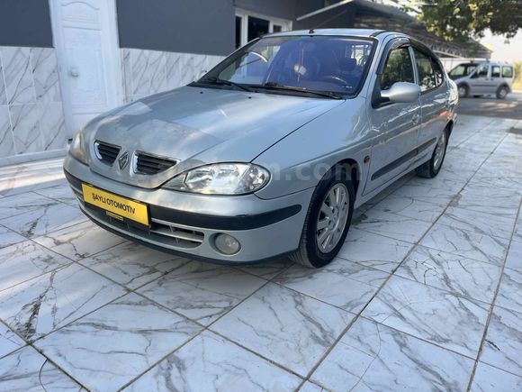 Galeriden Renault Megane 1.6 Dynamique 2003 Model Şanlıurfa