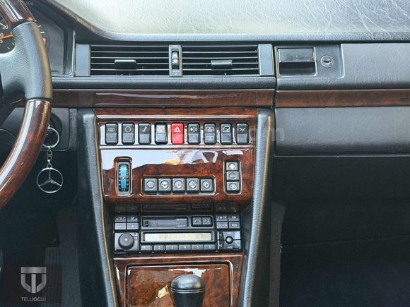 TELLİOĞLUNDAN 1993 MERCEDES E320 COUPE OTOMATİK