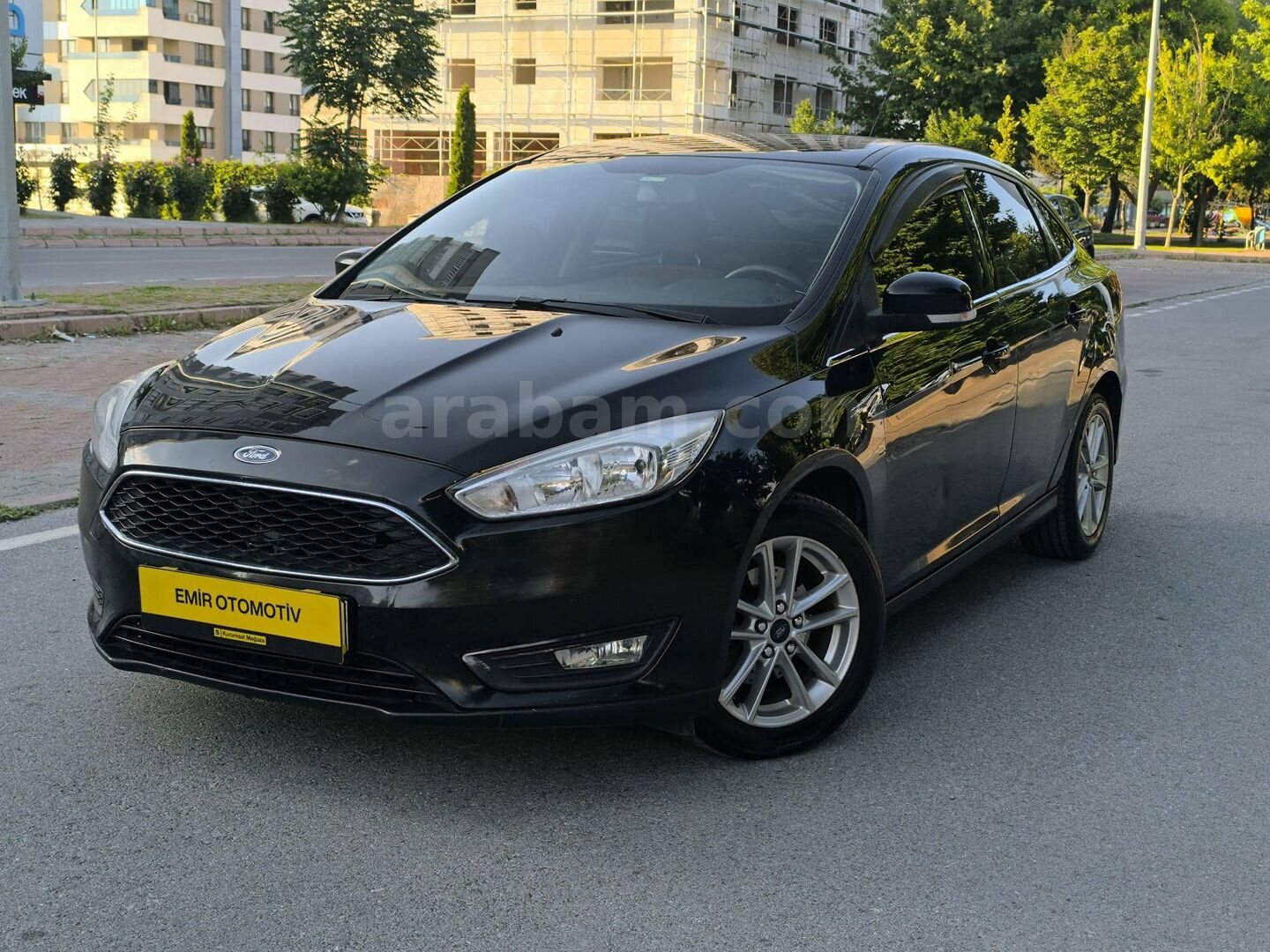 Galeriden Ford Focus 1.6 TDCi Trend X 2015 Model Kayseri 300.000 km Siyah 6