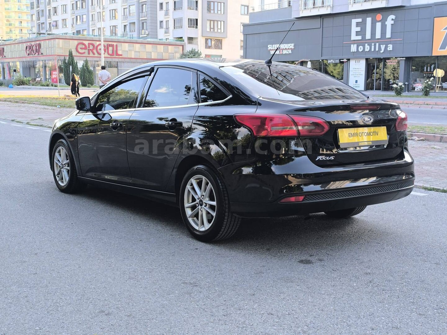 Galeriden Ford Focus 1.6 TDCi Trend X 2015 Model Kayseri 300.000 km Siyah 5