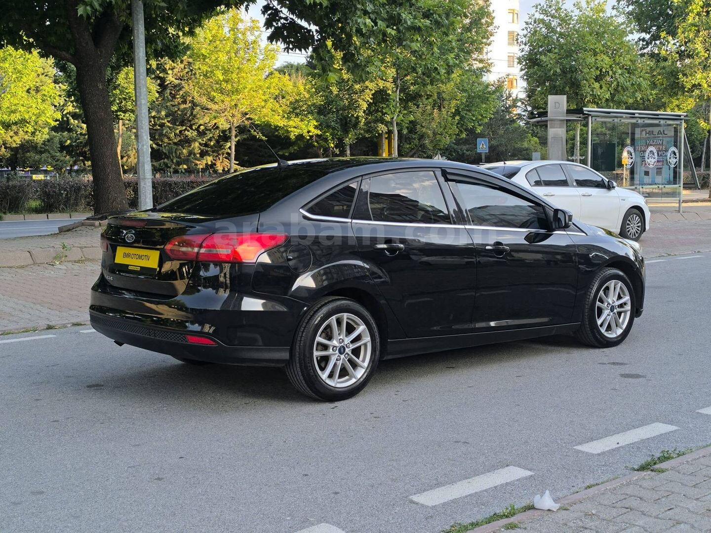 Galeriden Ford Focus 1.6 TDCi Trend X 2015 Model Kayseri 300.000 km Siyah 4