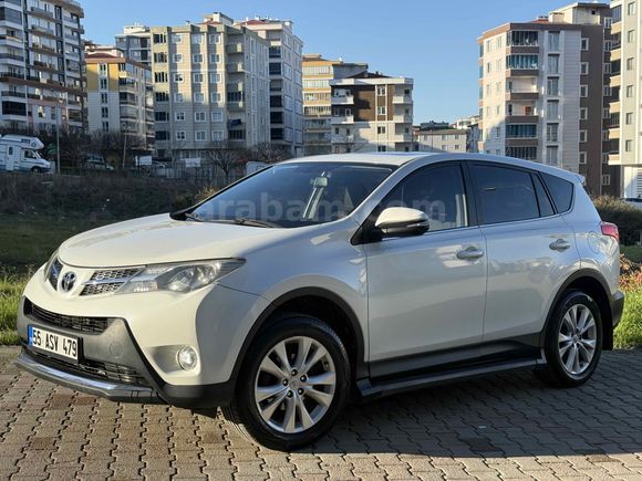 SAHİBINDEN RAV4 /SUNROOF/4x4