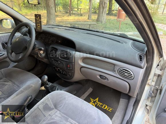 *DEĞİŞENSİZ*2000 MODEL*RENAULT MEGANE 1.6 16v RXT*