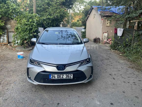 1.8 HYBRİD DEĞİŞENSİZ SAHİBİNDEN SATILIK