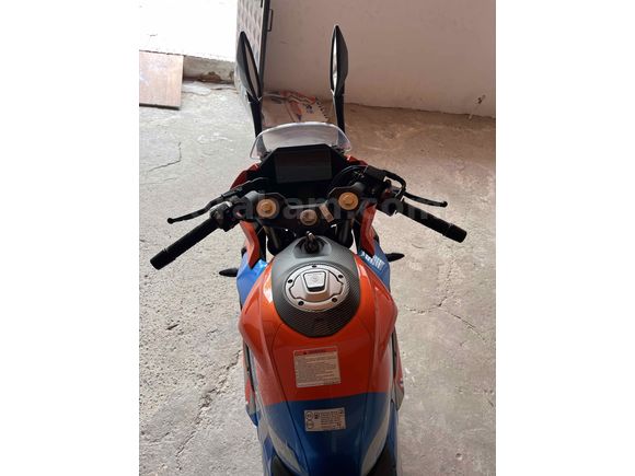Sıfırdan Farksız CFmoto 250SR 